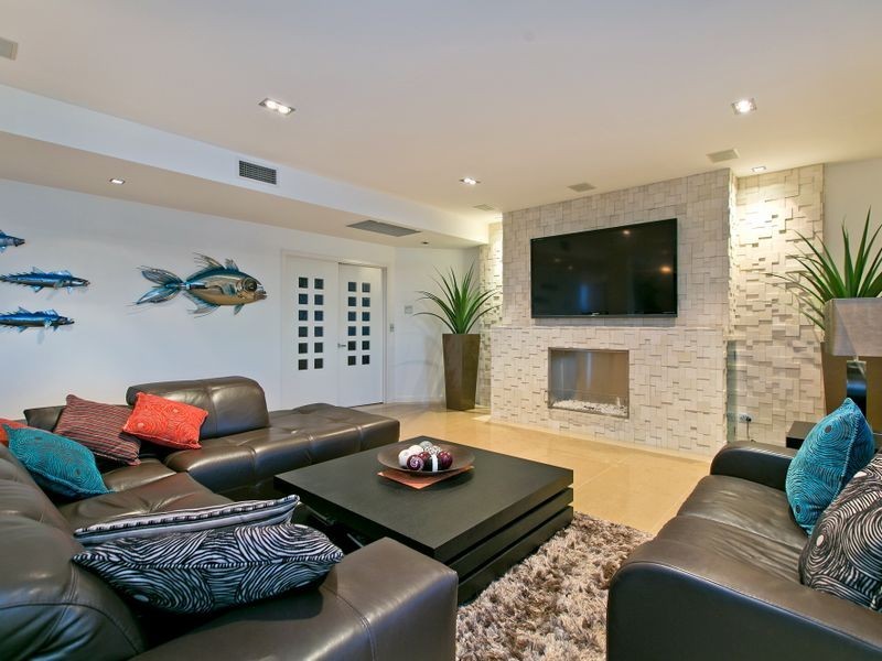 47 Raby Bay Boulevard, Raby Bay QLD 4163