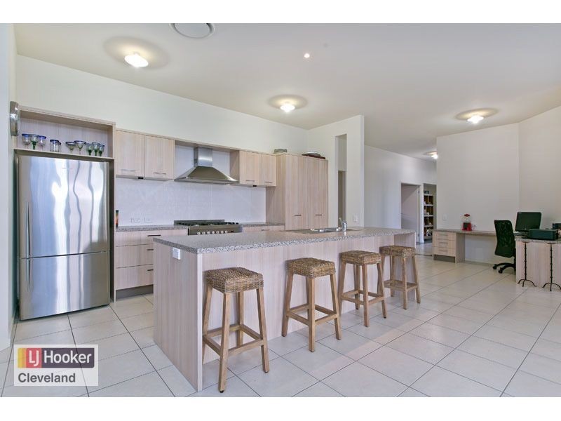 28 Whitby Place, Thornlands QLD 4164