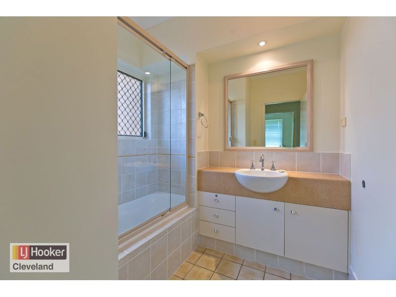 16 Fig Tree Place, Ormiston QLD 4160