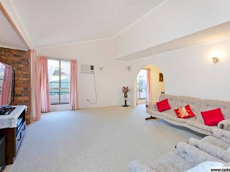 7 Tipplers St, Victoria Point QLD 4165