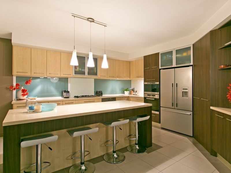 15 Yorston Place, Ormiston QLD 4160