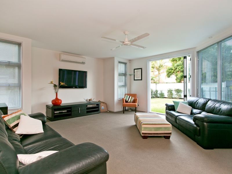 15 Yorston Place, Ormiston QLD 4160