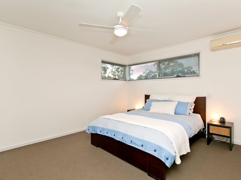 15 Yorston Place, Ormiston QLD 4160
