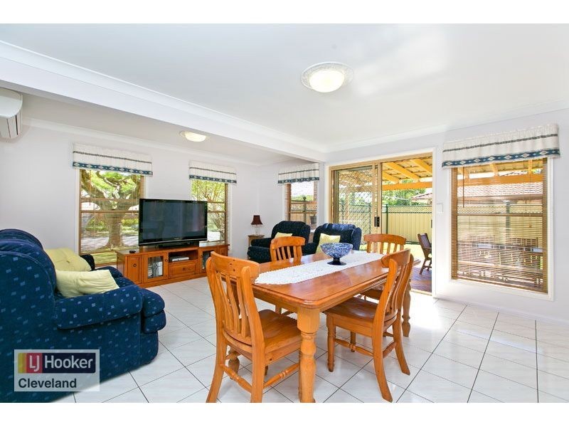 2 Clearwater Street, Ormiston QLD 4160