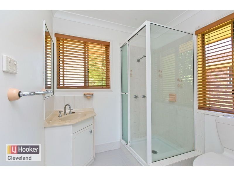 2 Clearwater Street, Ormiston QLD 4160