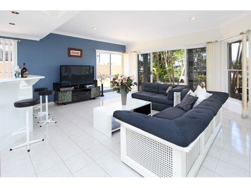 16 Seacrest Court, Raby Bay QLD 4163