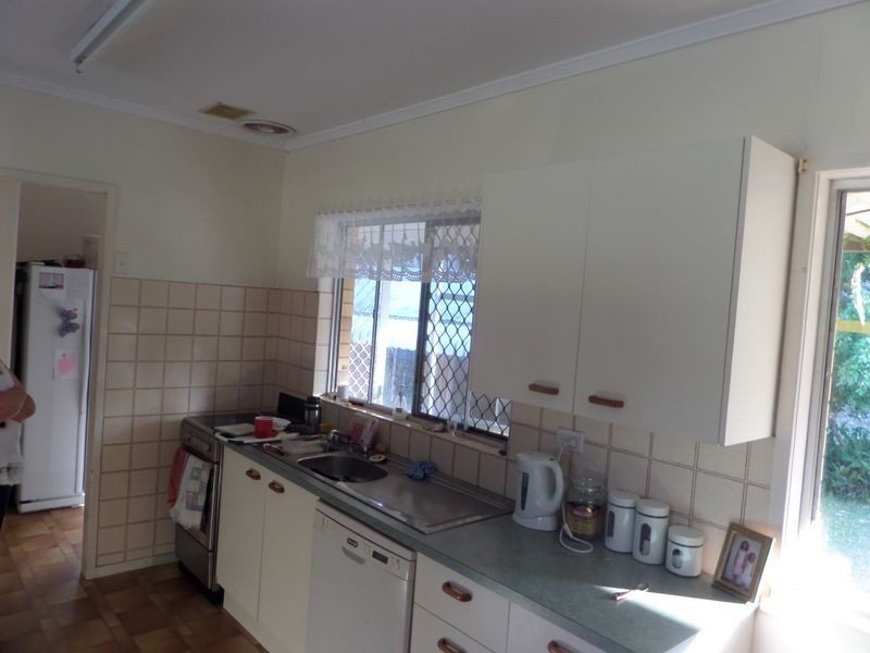 27 Wilson Esplanade, Victoria Point QLD 4165