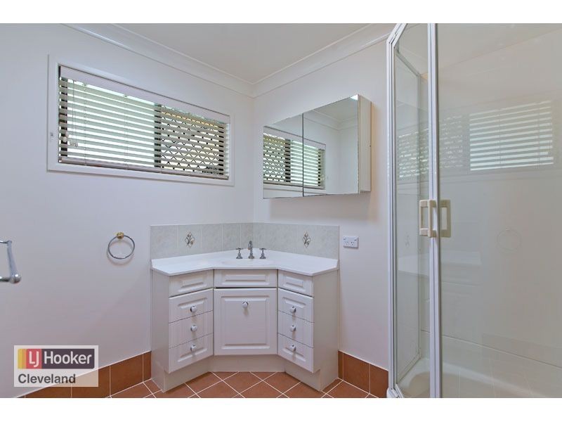 8 Faye Street, Thorneside QLD 4158