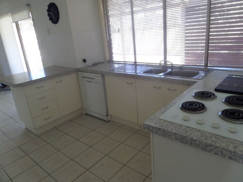 17 Poinciana Avenue, Victoria Point QLD 4165