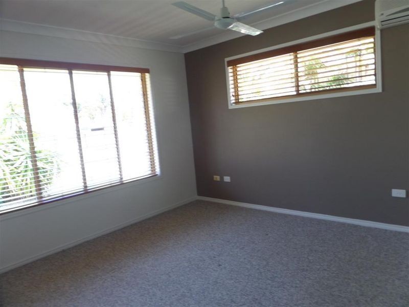 17 Poinciana Avenue, Victoria Point QLD 4165