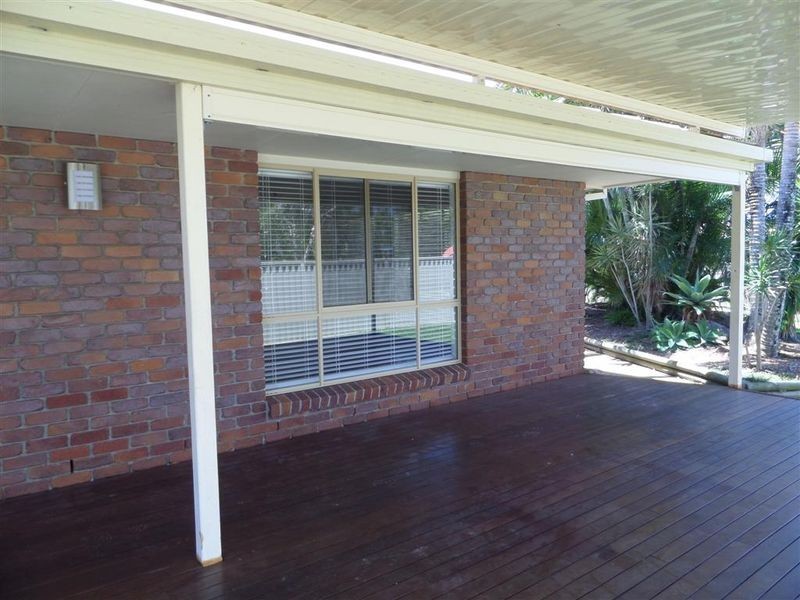 17 Poinciana Avenue, Victoria Point QLD 4165