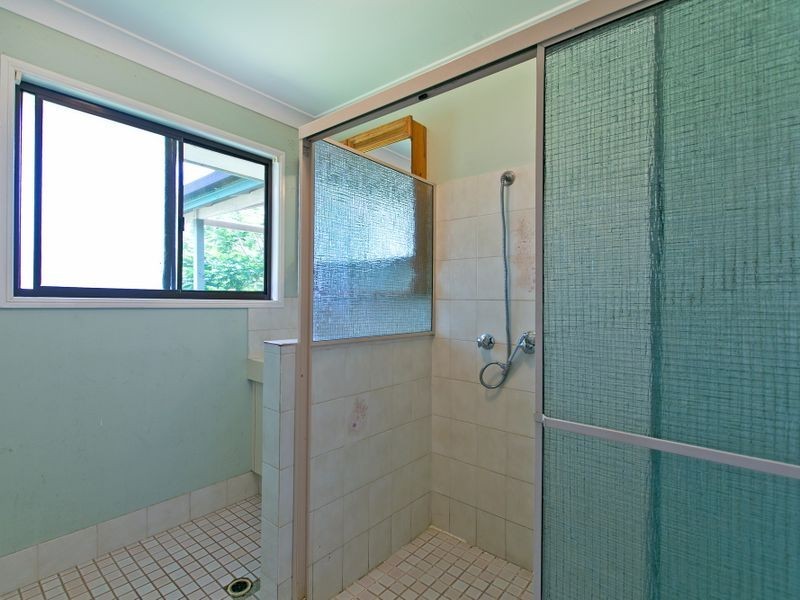 8 Downing Street, Birkdale QLD 4159