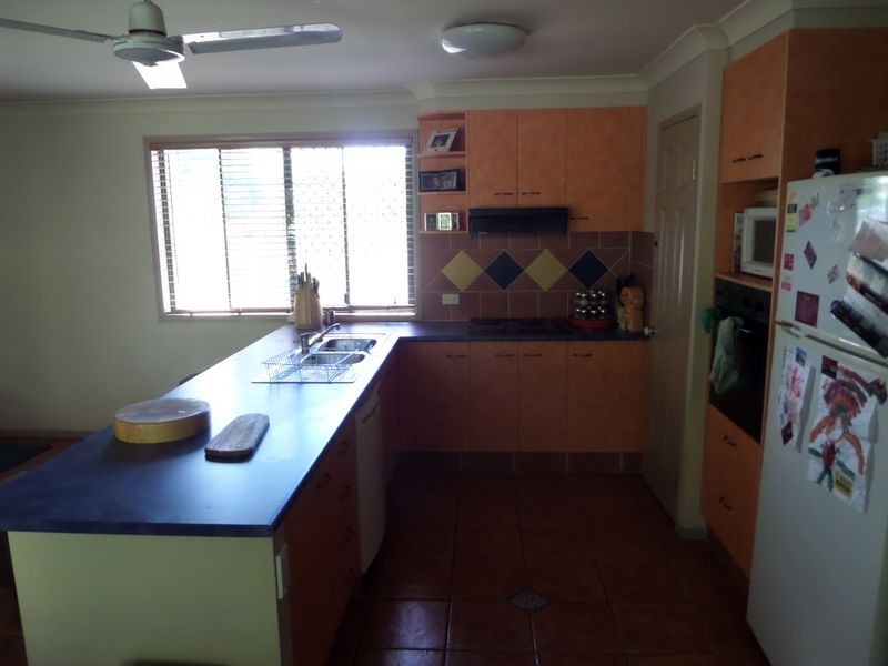 167 Redland Bay Road, Capalaba QLD 4157