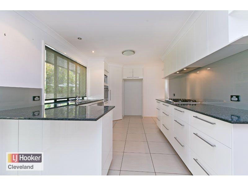 21 Dawn Crescent, Thornlands QLD 4164