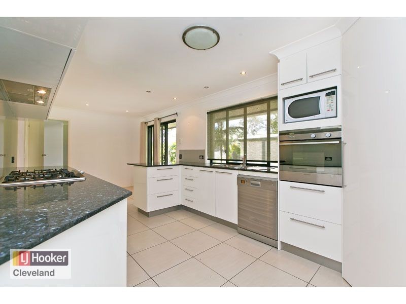 21 Dawn Crescent, Thornlands QLD 4164