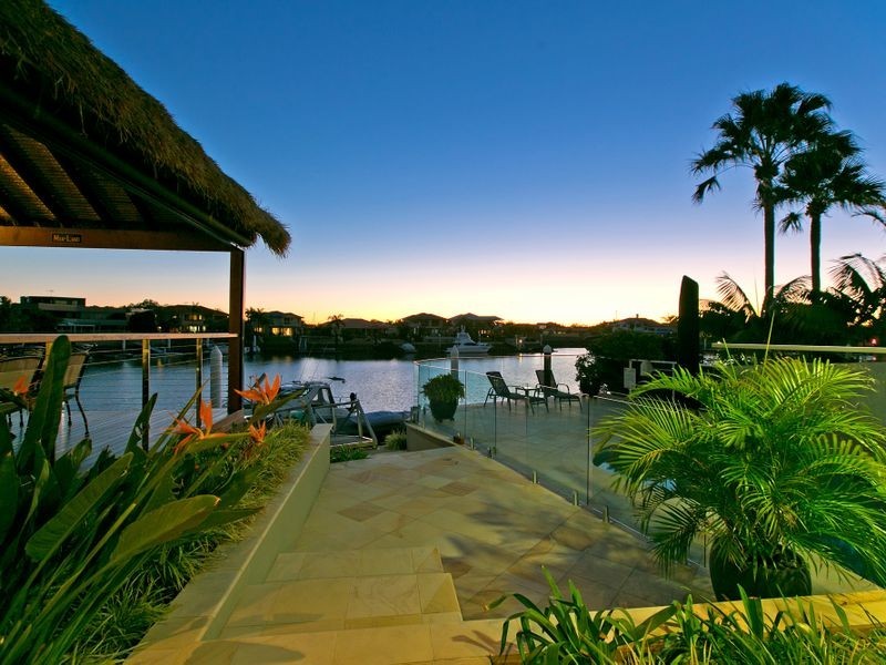 4 Caravel Court, Raby Bay QLD 4163