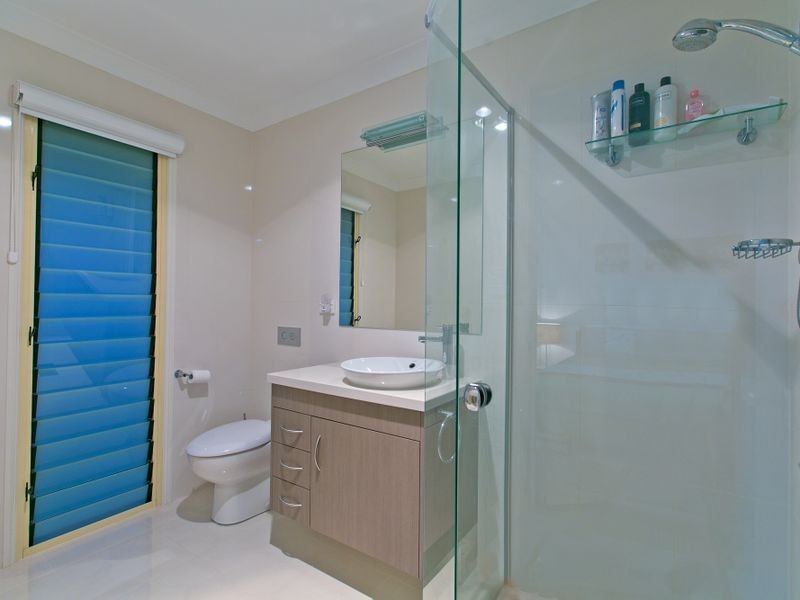 4 Caravel Court, Raby Bay QLD 4163