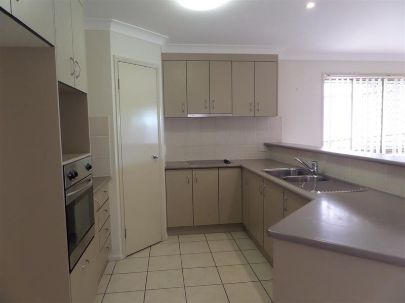 35 Burbank Road, Birkdale QLD 4159