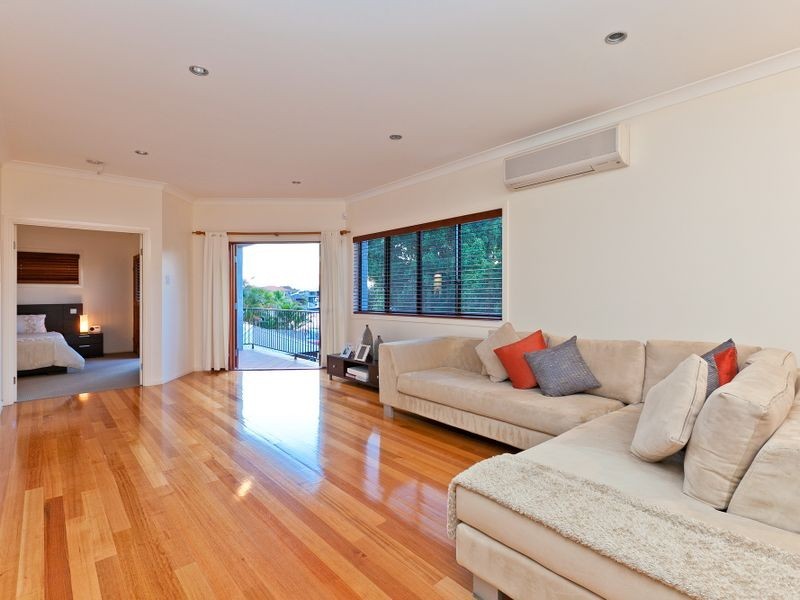 8 Paxton Street, Raby Bay QLD 4163