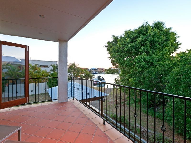 8 Paxton Street, Raby Bay QLD 4163