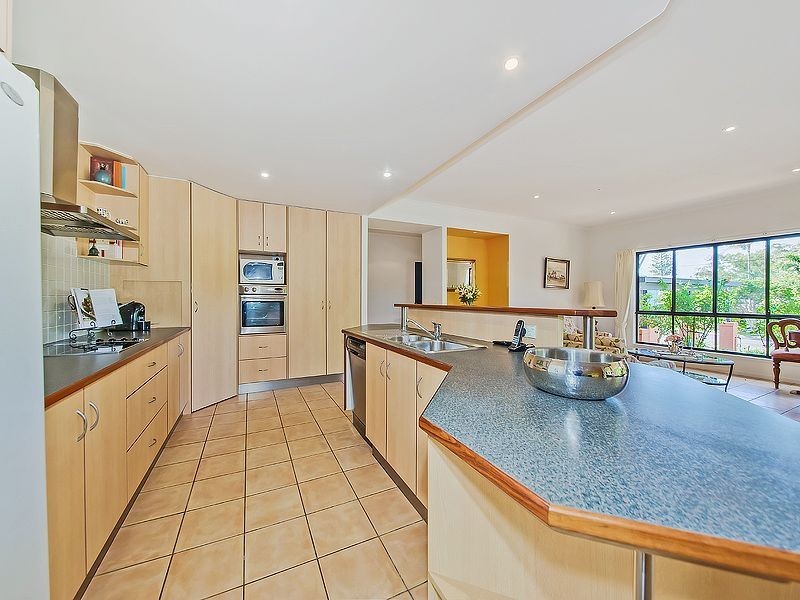 15 Bayview Street, Wellington Point QLD 4160