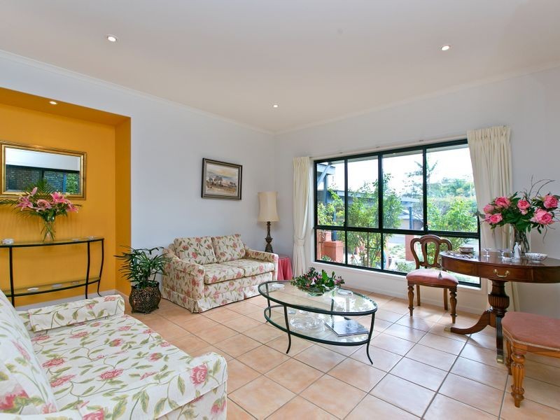 15 Bayview Street, Wellington Point QLD 4160