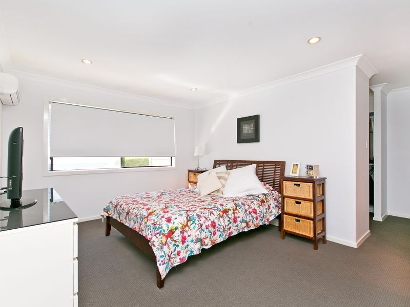 90 Alastair Street, Lota QLD 4179
