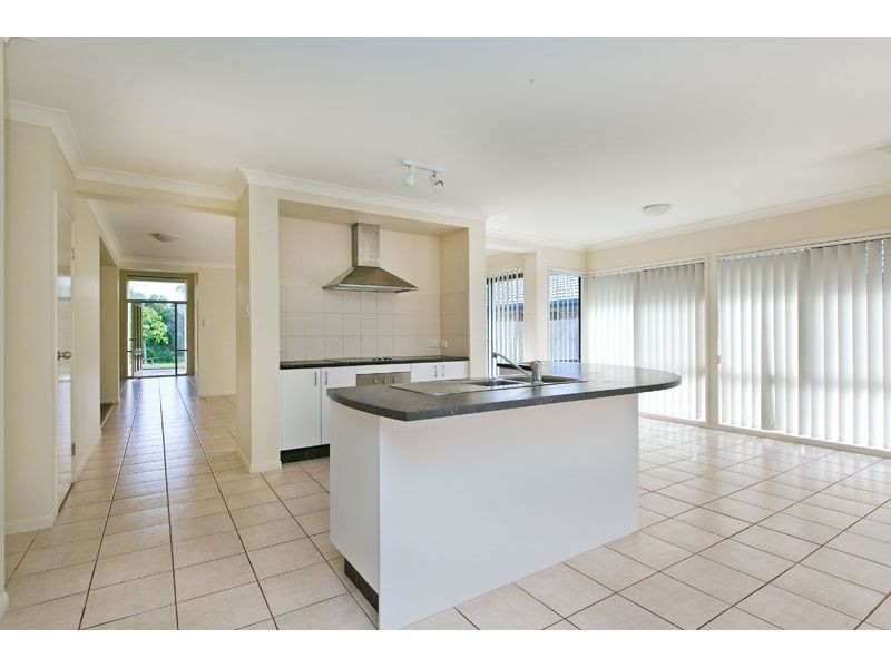 23 Baythorn Drive, Thornlands QLD 4164