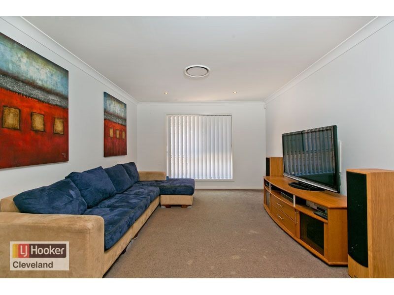 2 Stella Court, Redland Bay QLD 4165