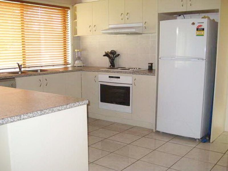 35 Waratah Avenue, Victoria Point QLD 4165