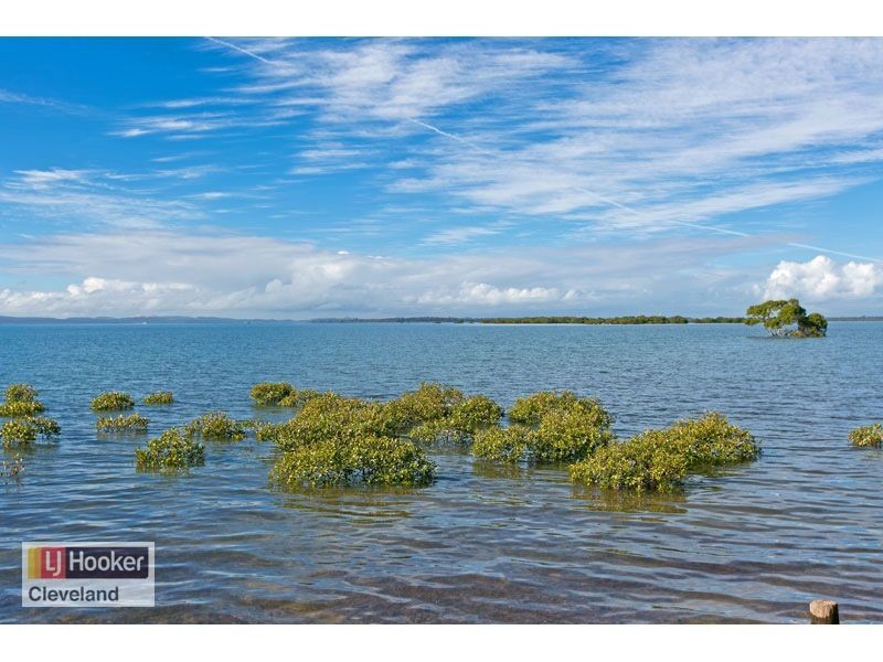 121 Shore Street North, Cleveland QLD 4163