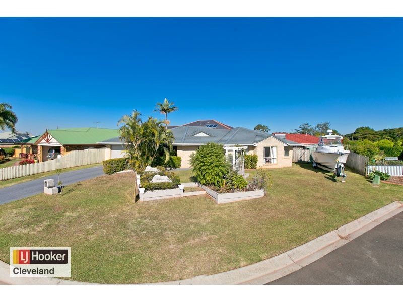 8 Rustic Court, Redland Bay QLD 4165