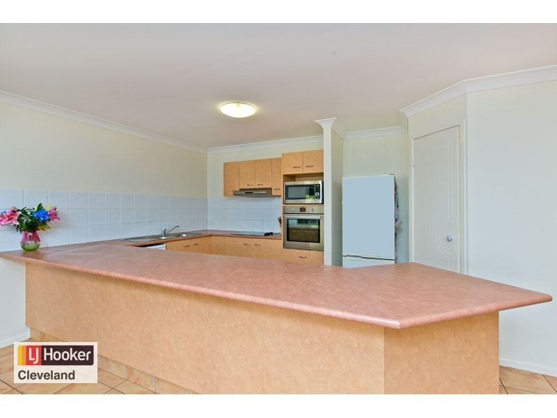 8 Rustic Court, Redland Bay QLD 4165