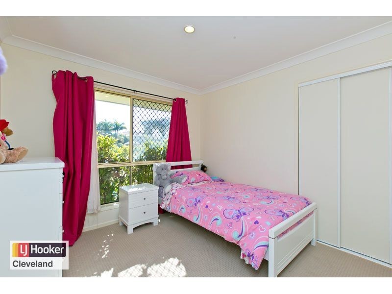 8 Rustic Court, Redland Bay QLD 4165