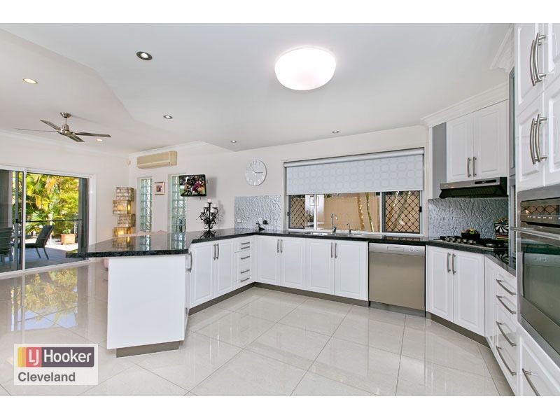 24 Paxton Street, Raby Bay QLD 4163