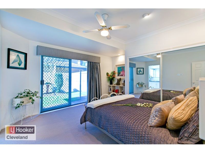 24 Paxton Street, Raby Bay QLD 4163