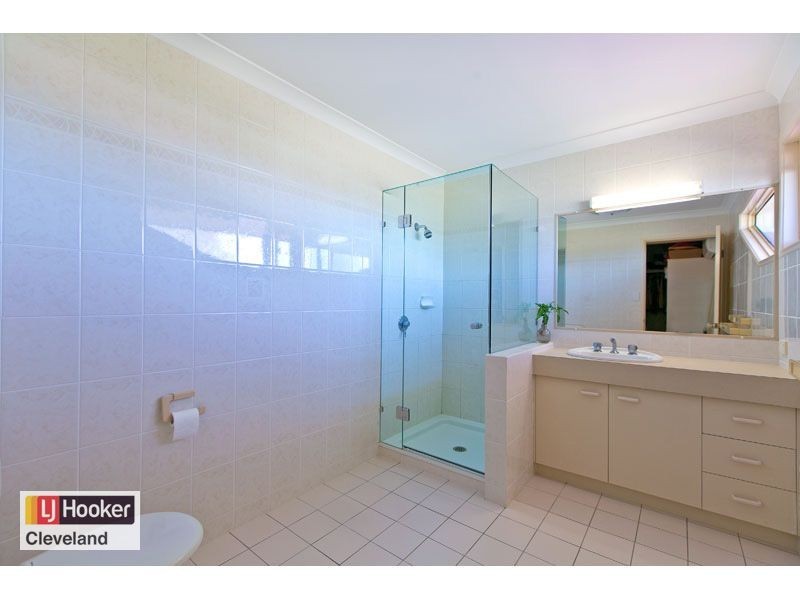 13 John Samuel Place, Ormiston QLD 4160