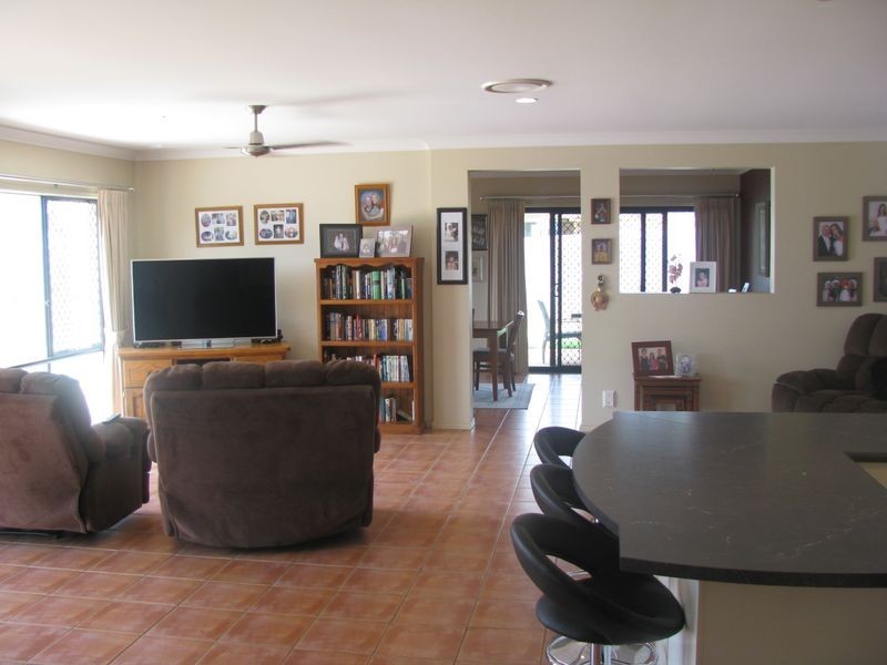 11 Apple Gum Crescent, Thornlands QLD 4164