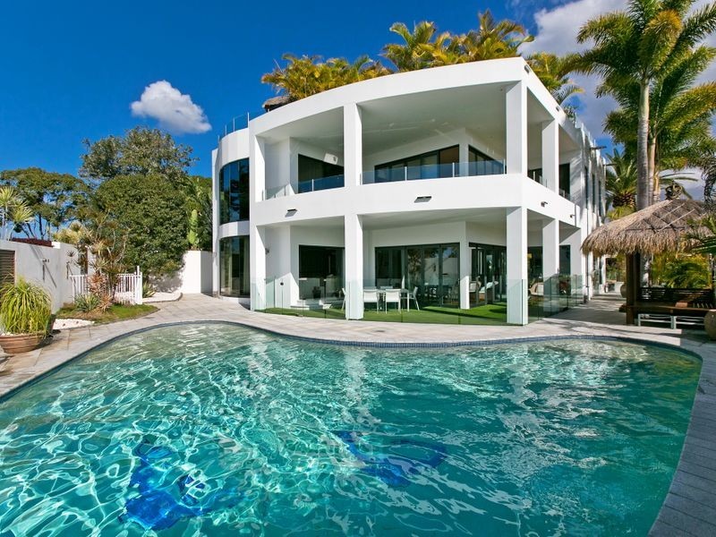 28 The Boulevard, Redland Bay QLD 4165