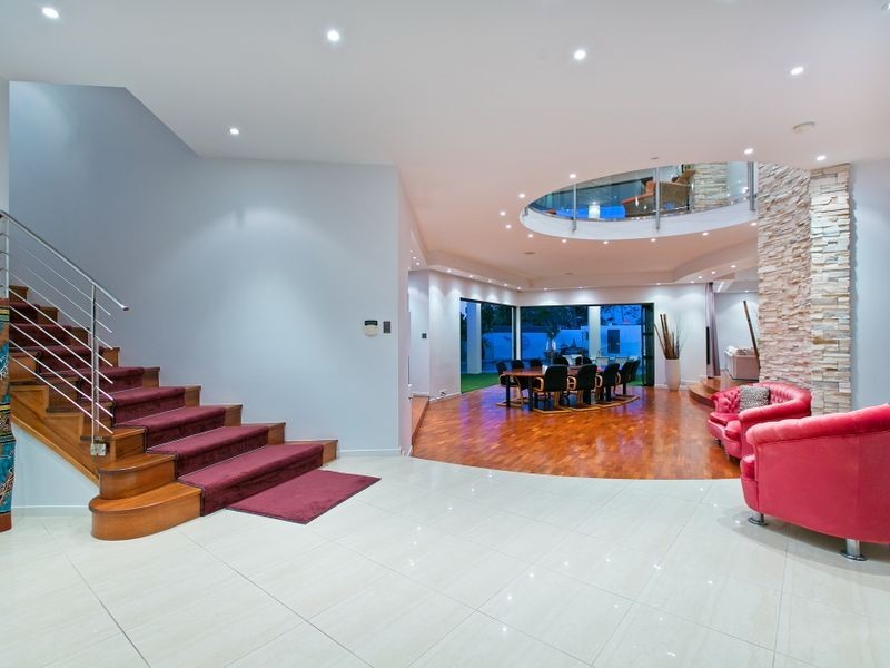 28 The Boulevard, Redland Bay QLD 4165