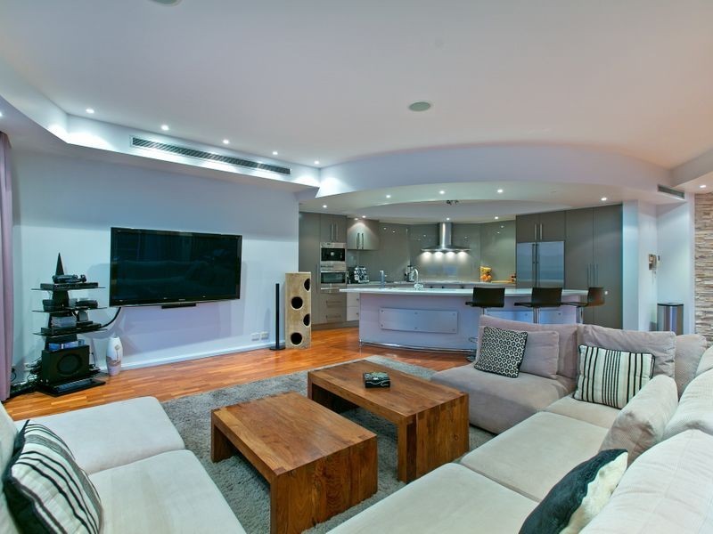 28 The Boulevard, Redland Bay QLD 4165