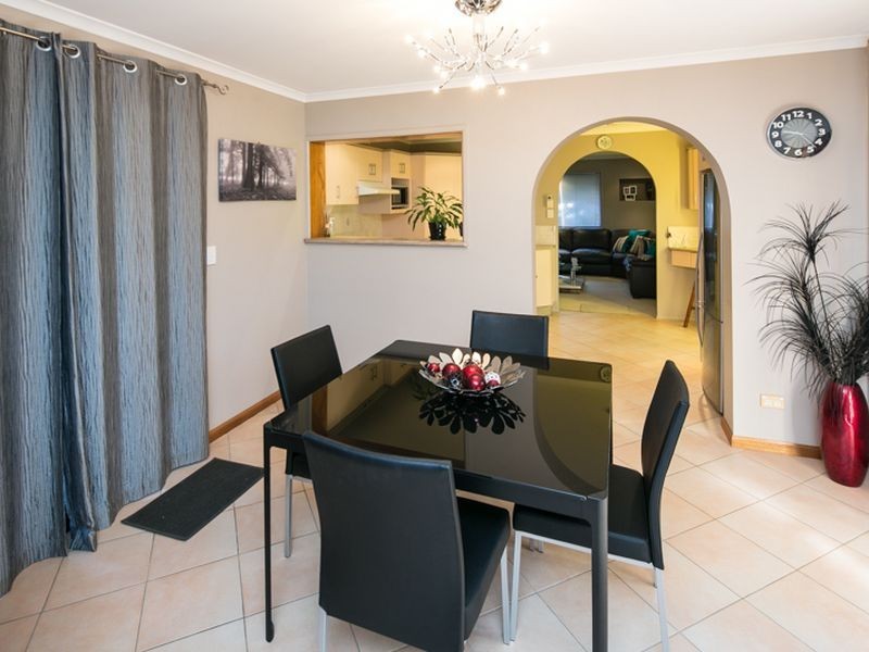 105 Burbank Road, Birkdale QLD 4159