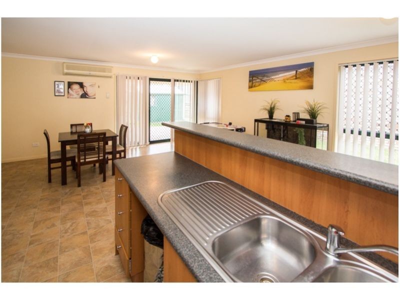 22 Lucy Court, Ormiston QLD 4160