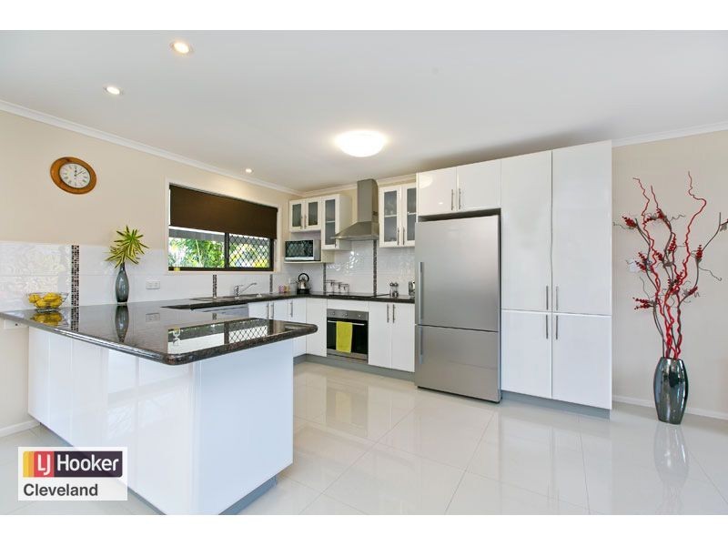 16 Morden Street, Birkdale QLD 4159