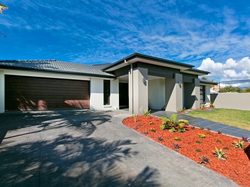 4 Voyagers Court, Raby Bay QLD 4163