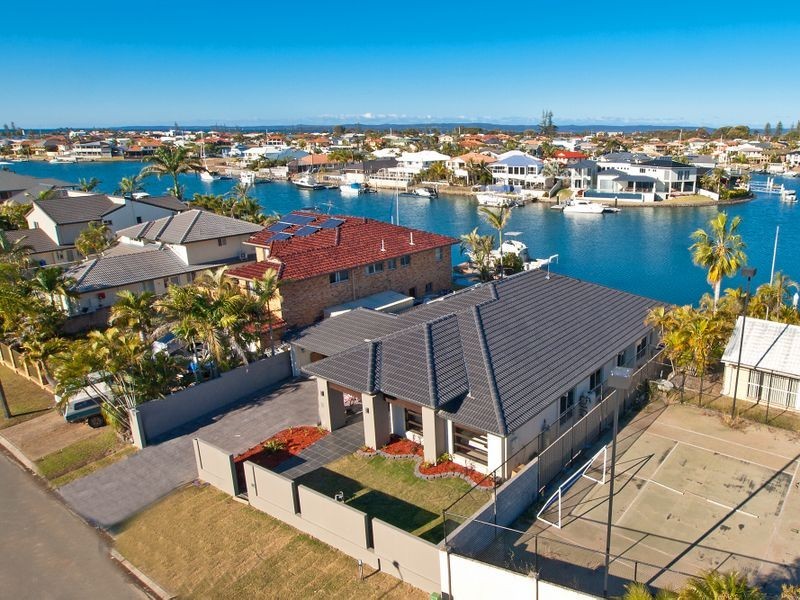 4 Voyagers Court, Raby Bay QLD 4163