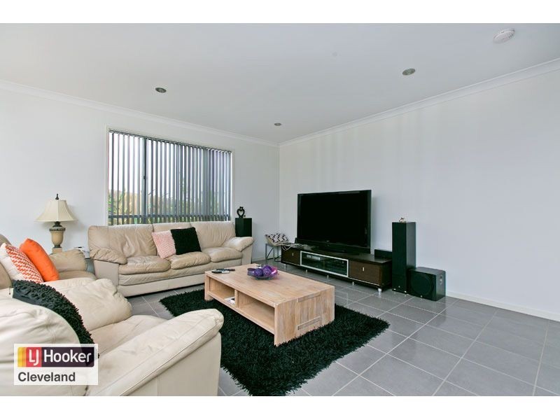 2/18A Nelson Street, Ormiston QLD 4160