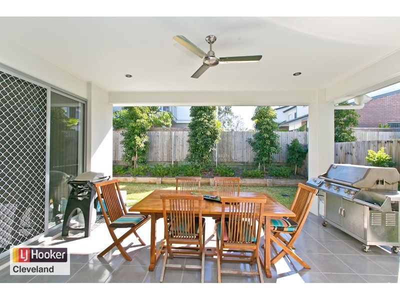 2/18A Nelson Street, Ormiston QLD 4160