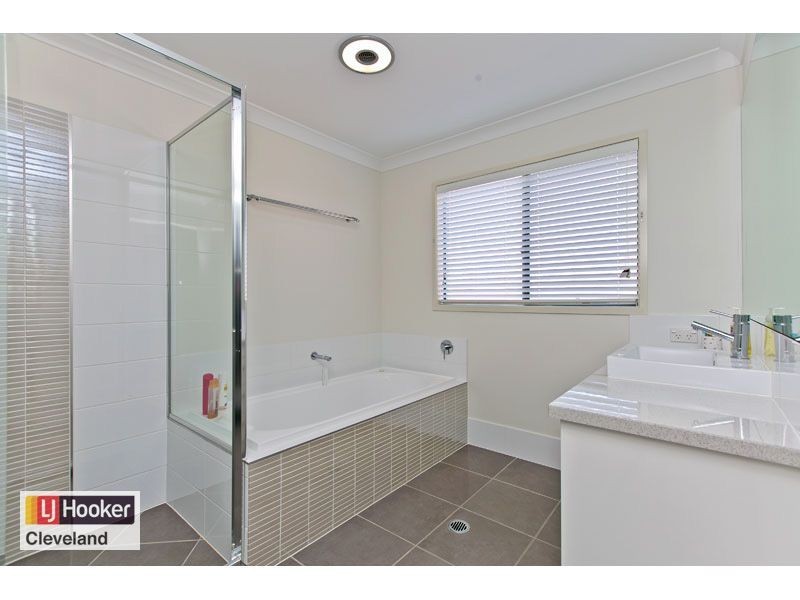 2/18A Nelson Street, Ormiston QLD 4160