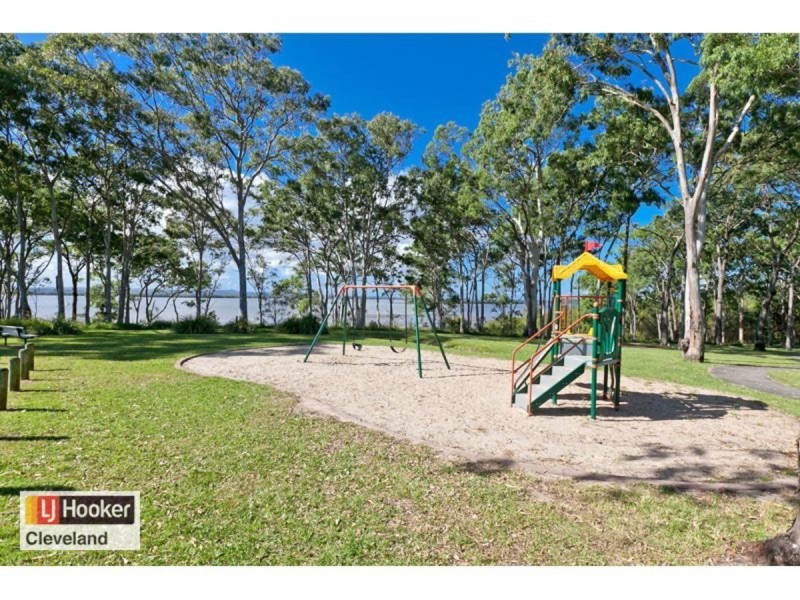 31 Oakland Avenue, Redland Bay QLD 4165